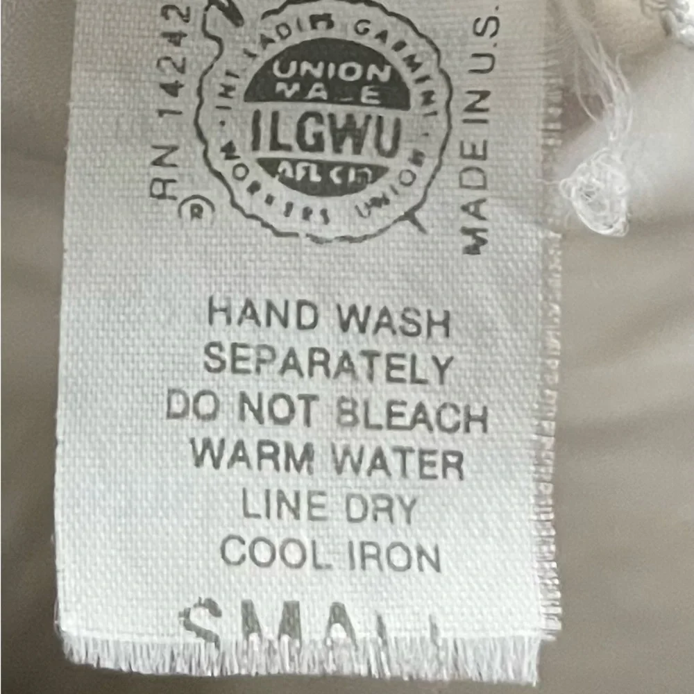 Christian Dior vintage Union Made in USA floral/paisley print/ Small night shirt - Picture 10 of 16